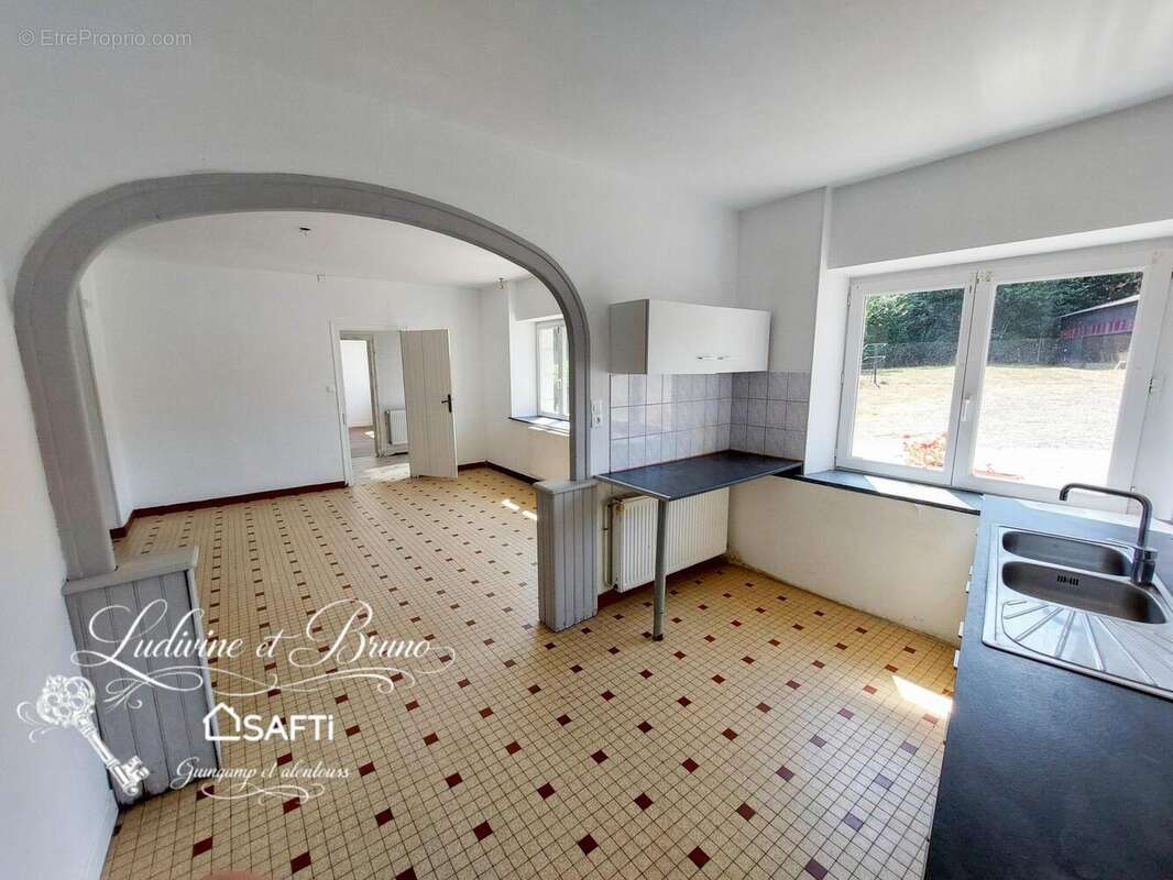 Maison 142 m² à Graces  - photo 4