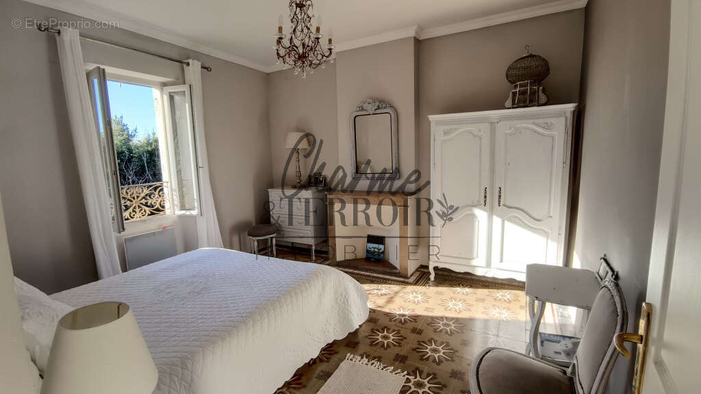 Maison à UZES