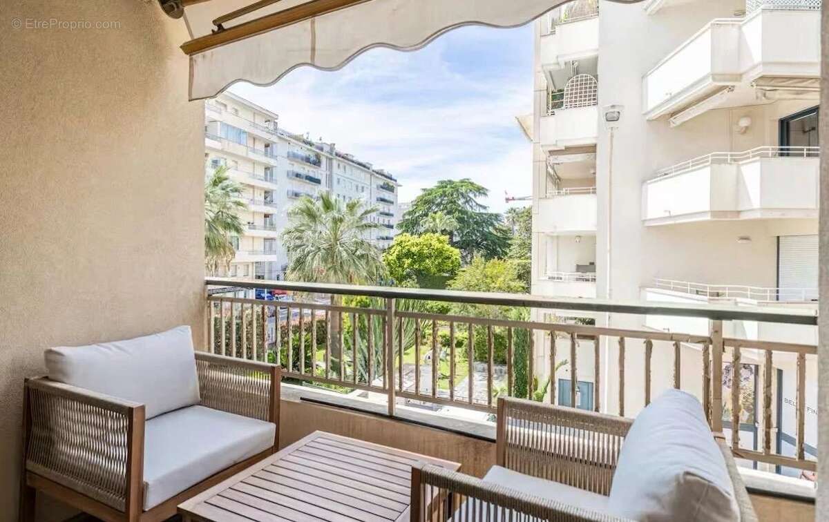 Appartement à CANNES