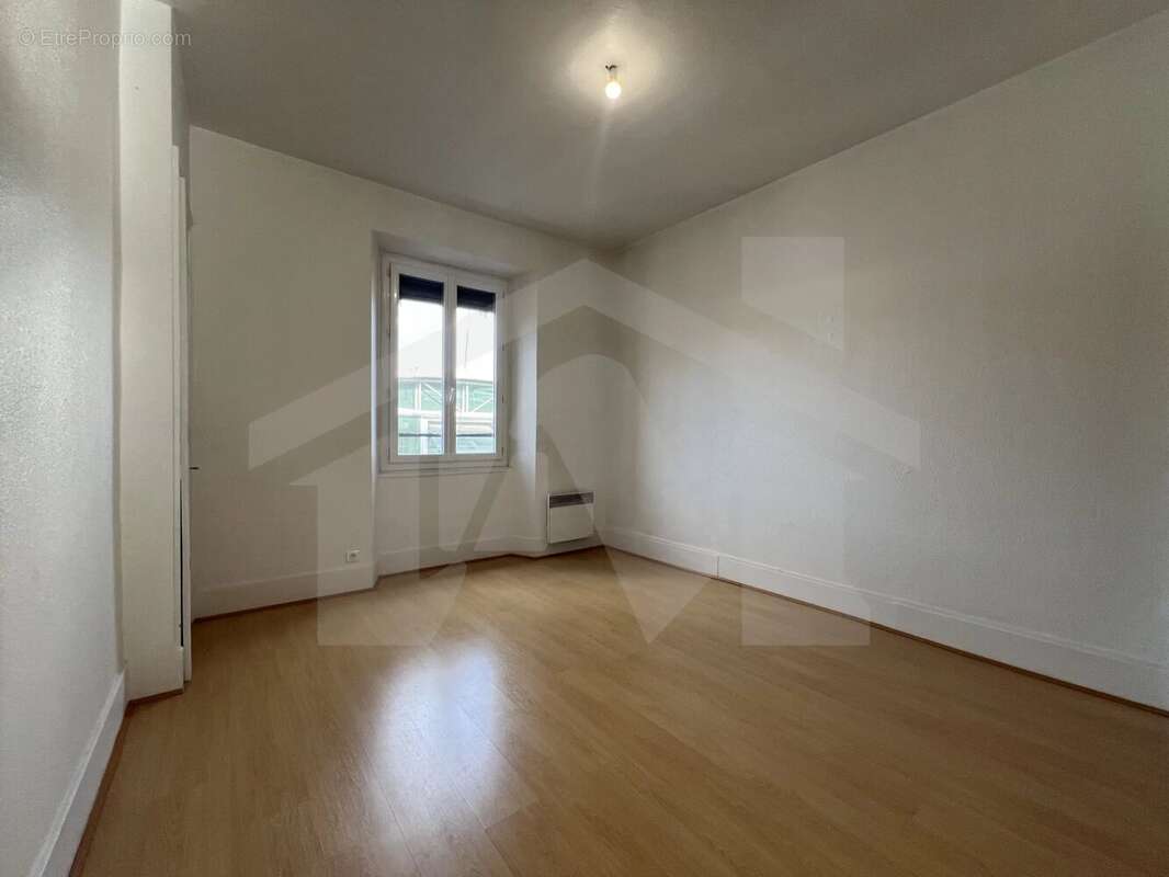 T3 3eme etage - 38 rue diderot - photo 16