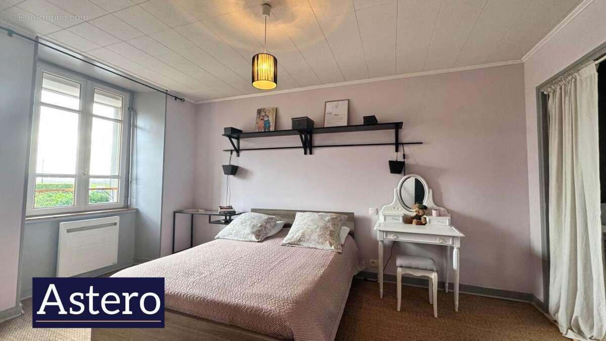 Belle Maison de maitre / 8 pièces de 198 m2 à PLUMELIAU - photo 8