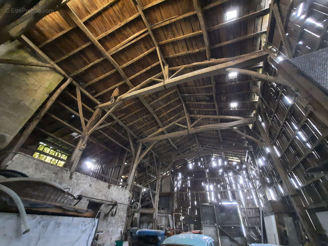 Maison à LAMOTHE-LANDERRON