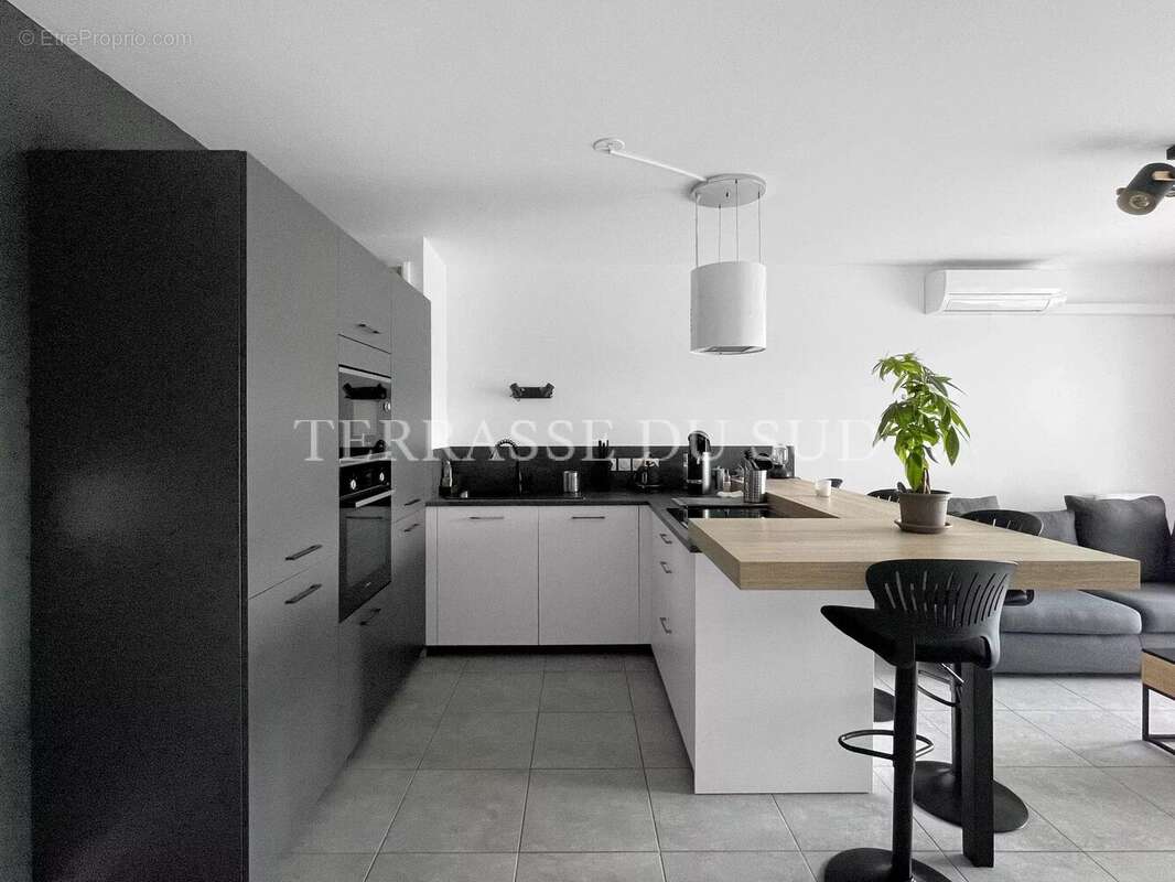 Appartement à MARSEILLE-13E