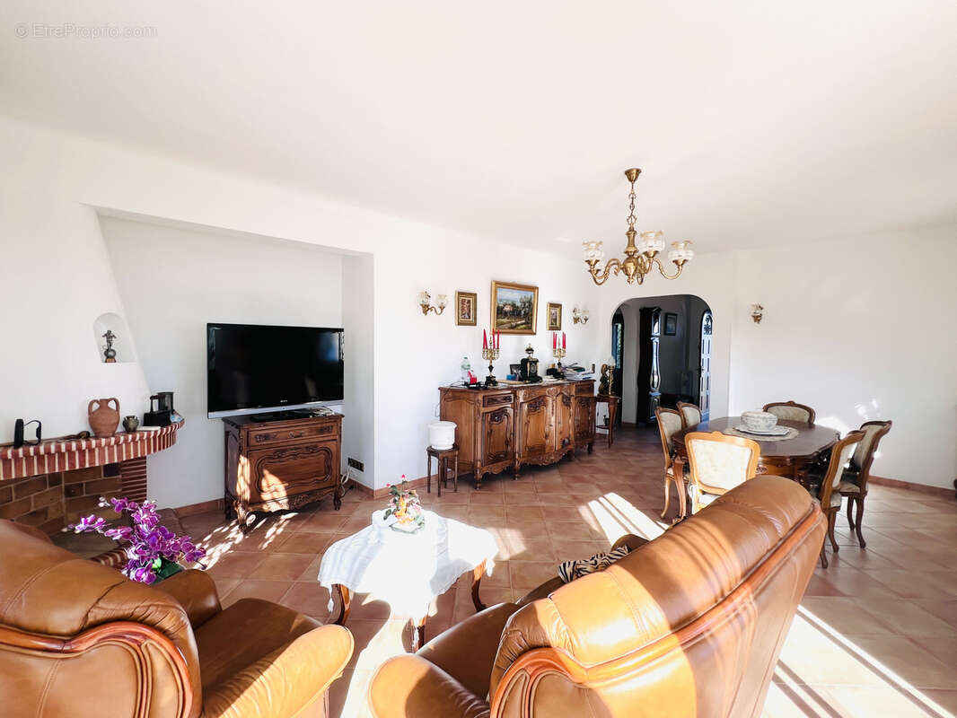 Maison à ROQUEBRUNE-CAP-MARTIN