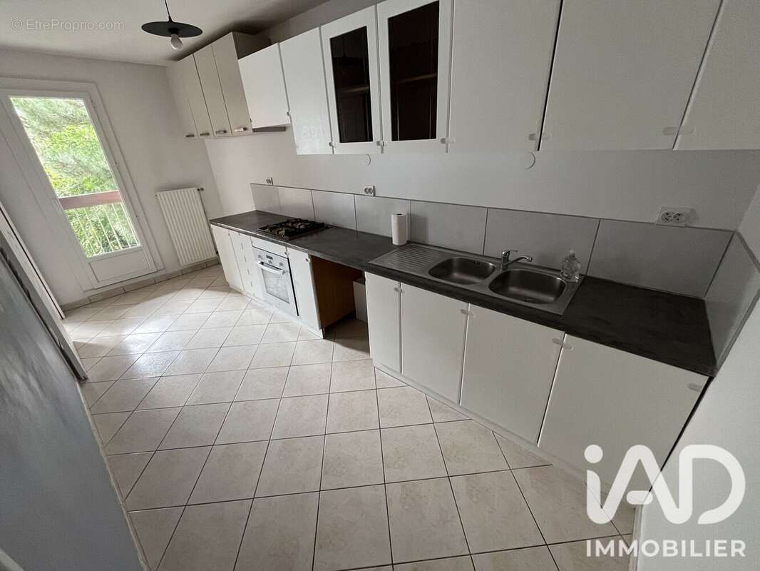 Appartement 66 m² à Evreux  - photo 4