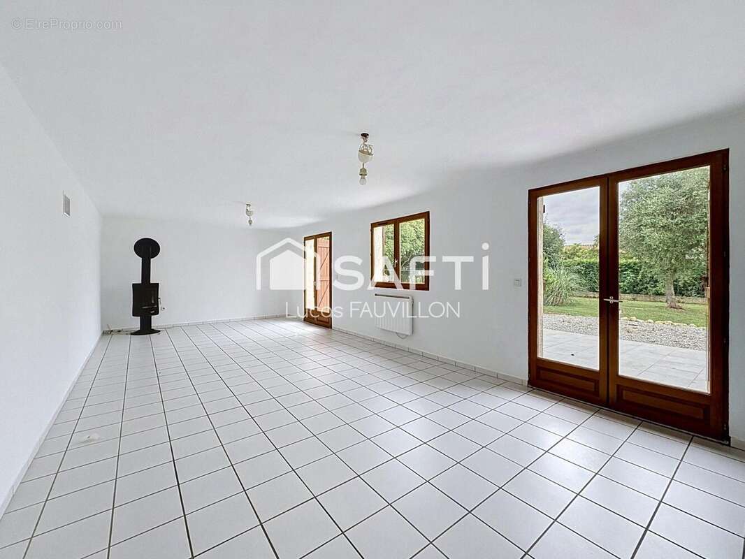 Maison 140 m² à Montesquieu-Volvestre  - photo 3