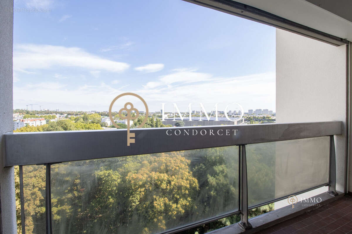 Appartement à L&#039;HAY-LES-ROSES