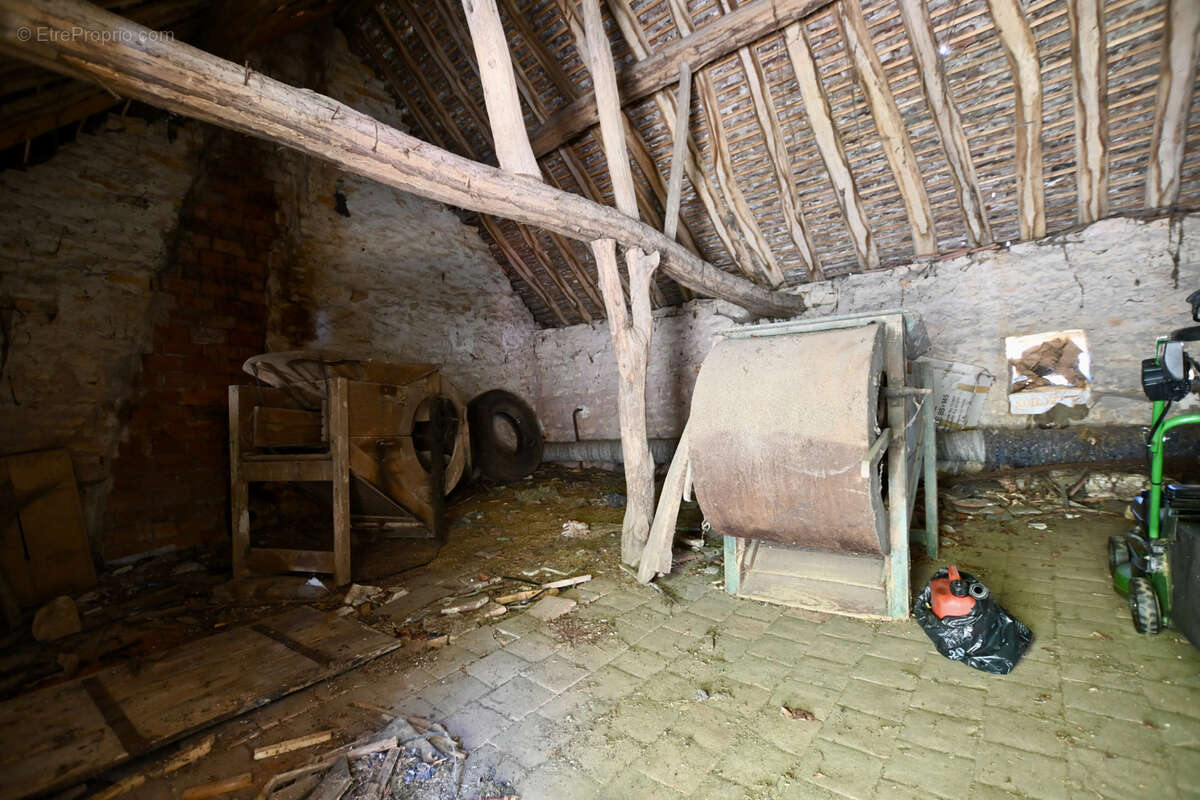 Corps de ferme près de Vézelay - photo 17