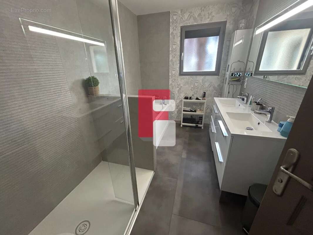 Maison à COURTERANGES