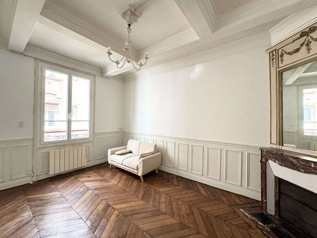 Appartement à PARIS-15E