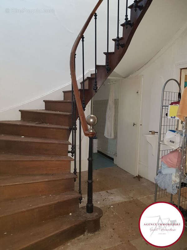 Maison à FAVERDINES