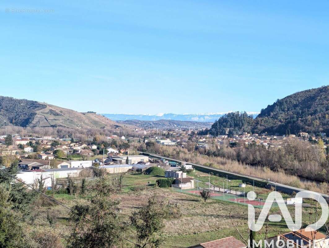 Photo 3 - Maison à SAINT-JEAN-DE-MUZOLS