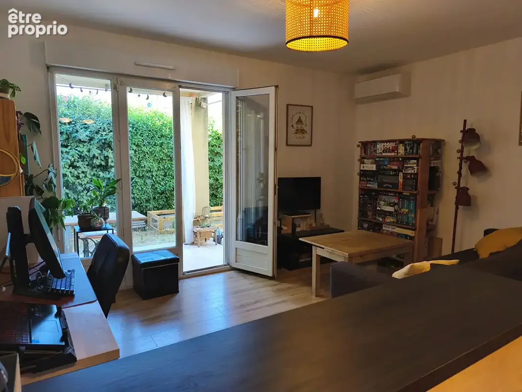 Aux portes d'Avignon - Superbe T2 en rez-de-jardin dans une résidence de standing - photo 3