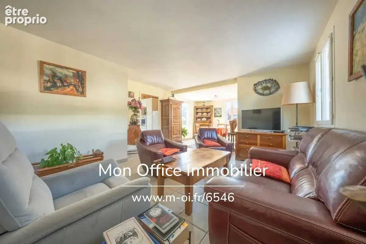 Référence : 7003-MTE. - Appartement Type 5 105m²- Centre ville - 50 m² de terrasses - photo 2