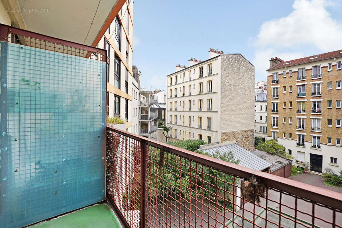 Appartement à PARIS-20E