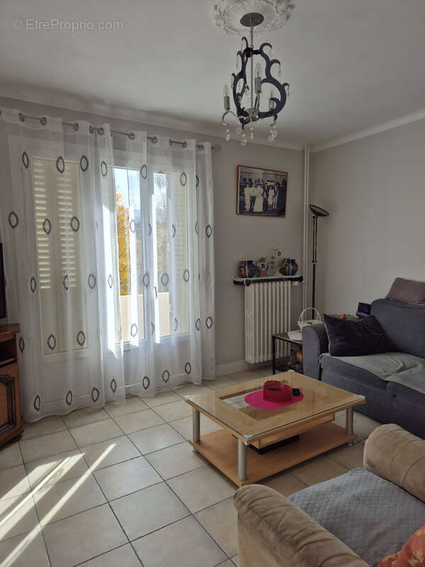 Appartement à MONTMELIAN