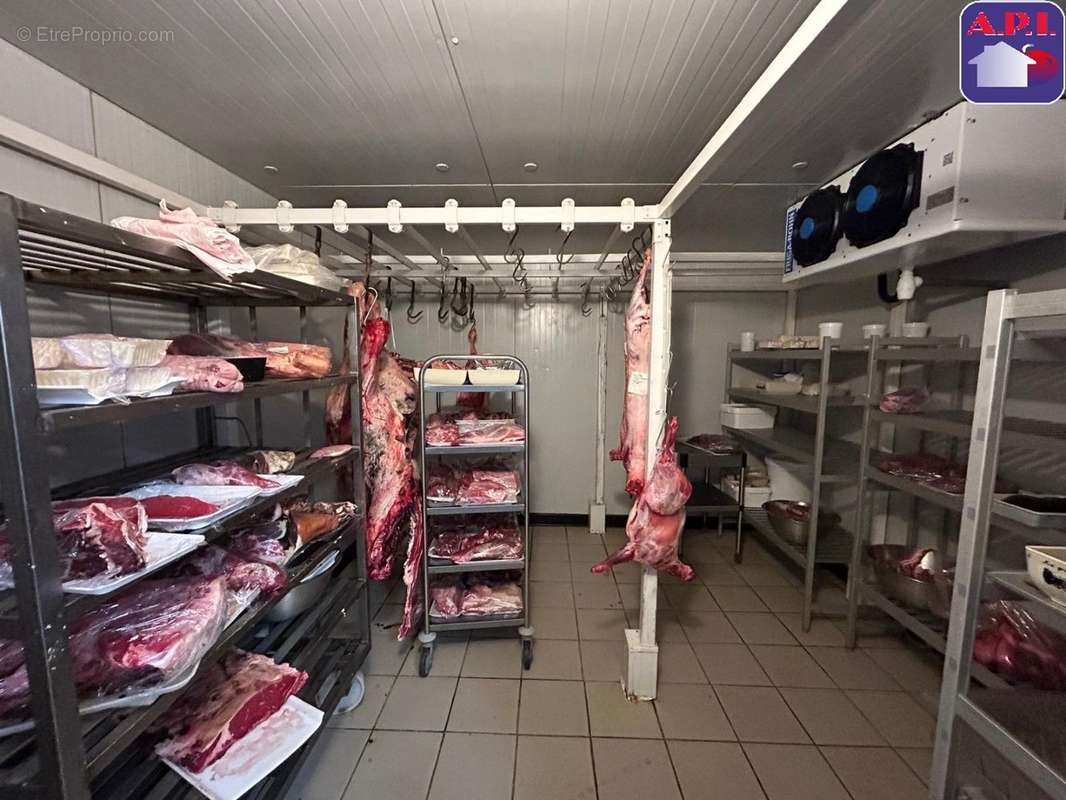 Commerce à DAUMAZAN-SUR-ARIZE