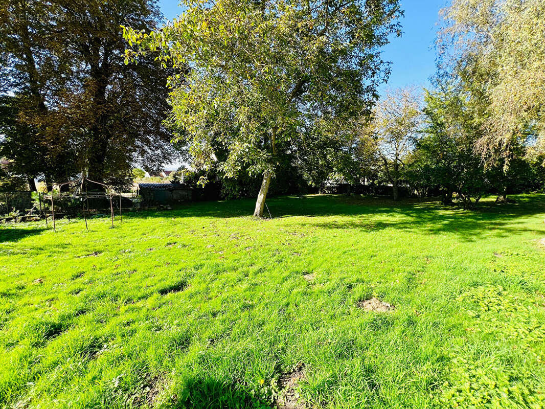 Maison à MONTGE-EN-GOELE