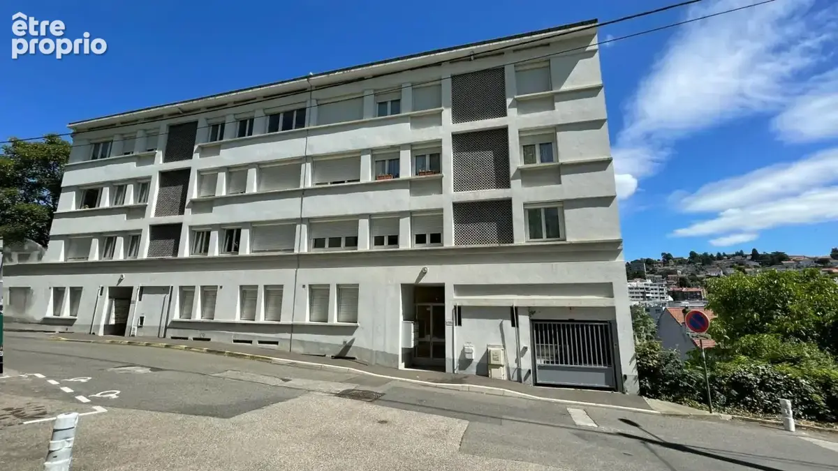 SAINT-ETIENNE FAURIEL VIVARAIZE appartement T3 de 80 m² GARAGE fermé plus une cave - photo 10