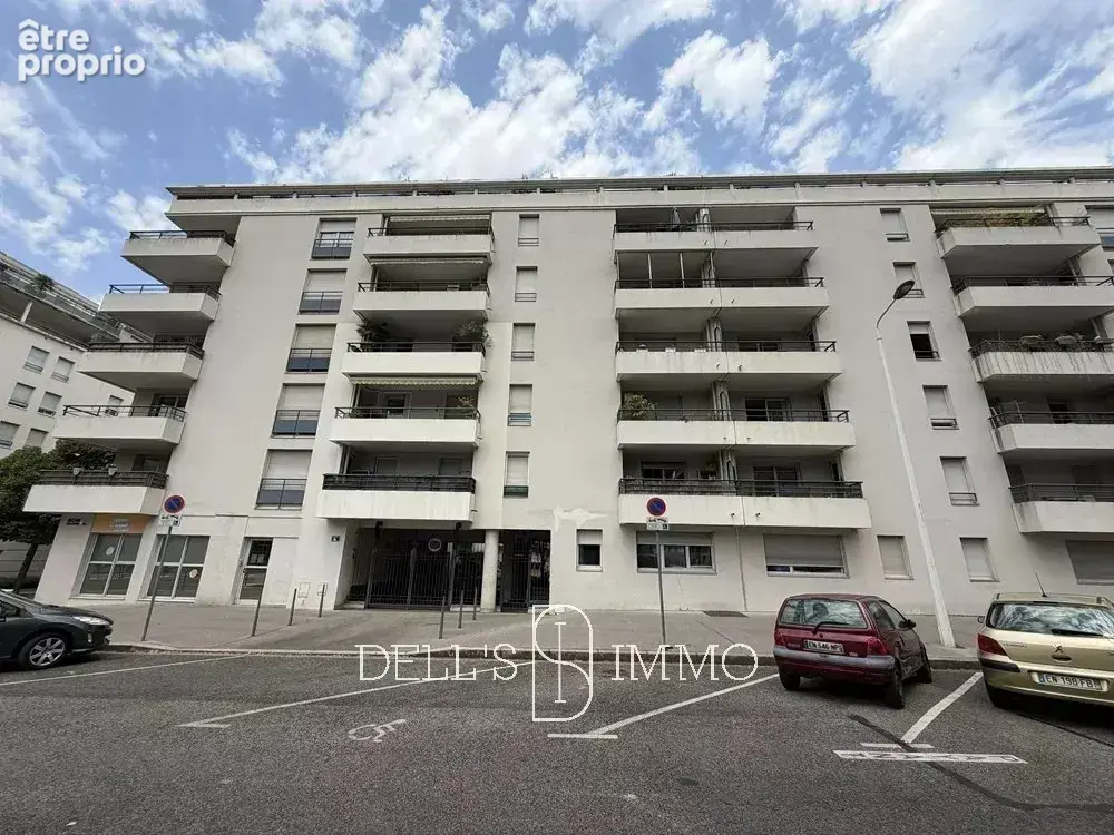 Appartement T3 avec garage et cave - photo 2