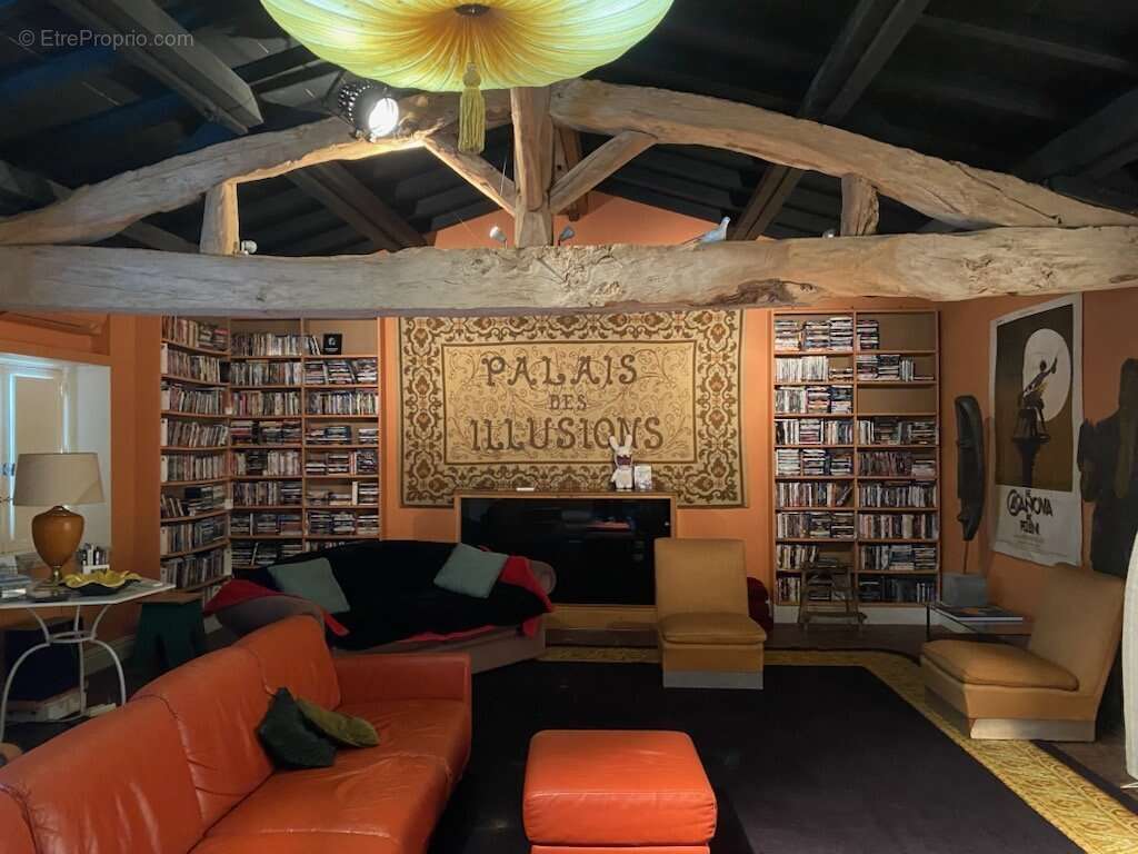 Maison à PORT-SAINTE-MARIE