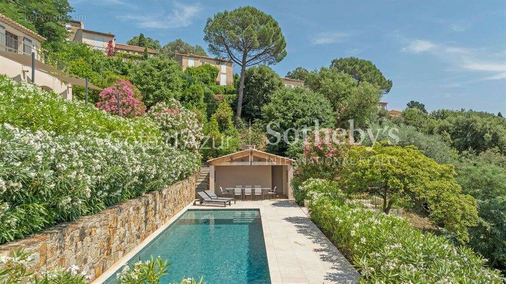 Bastide provençale contemporaine avec vue dégagée à pied du village de Gassin, piscine et studio - photo 4