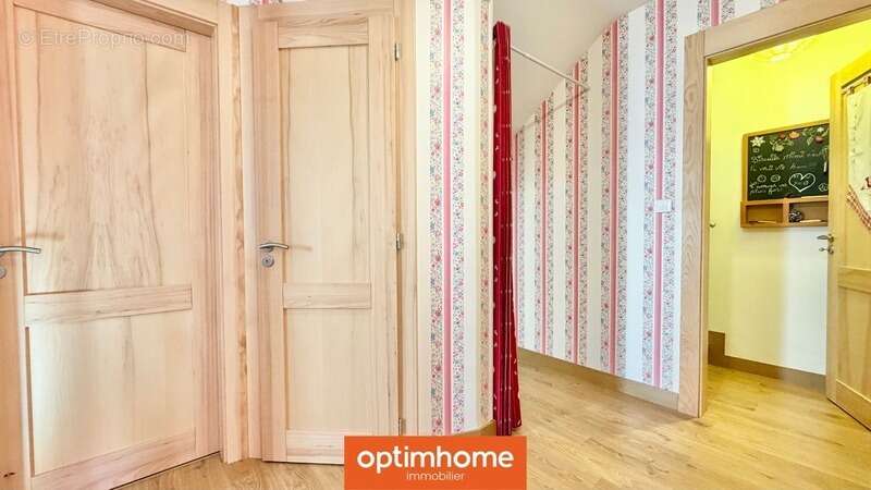 Maison à SAINT-MAURICE-SUR-MOSELLE