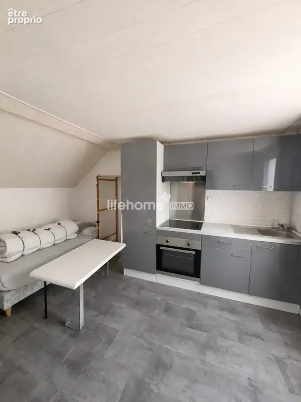 Appartement 92 m² à Revin  - photo 2