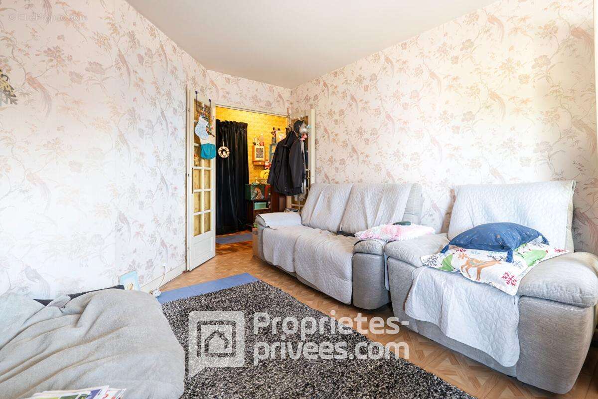 Appartement à NANTERRE