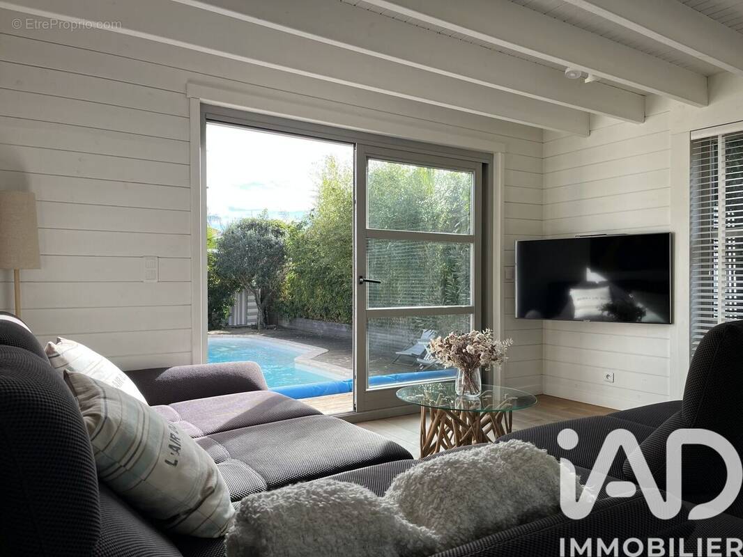 Photo 1 - Maison à VILLENEUVE-DE-LA-RAHO