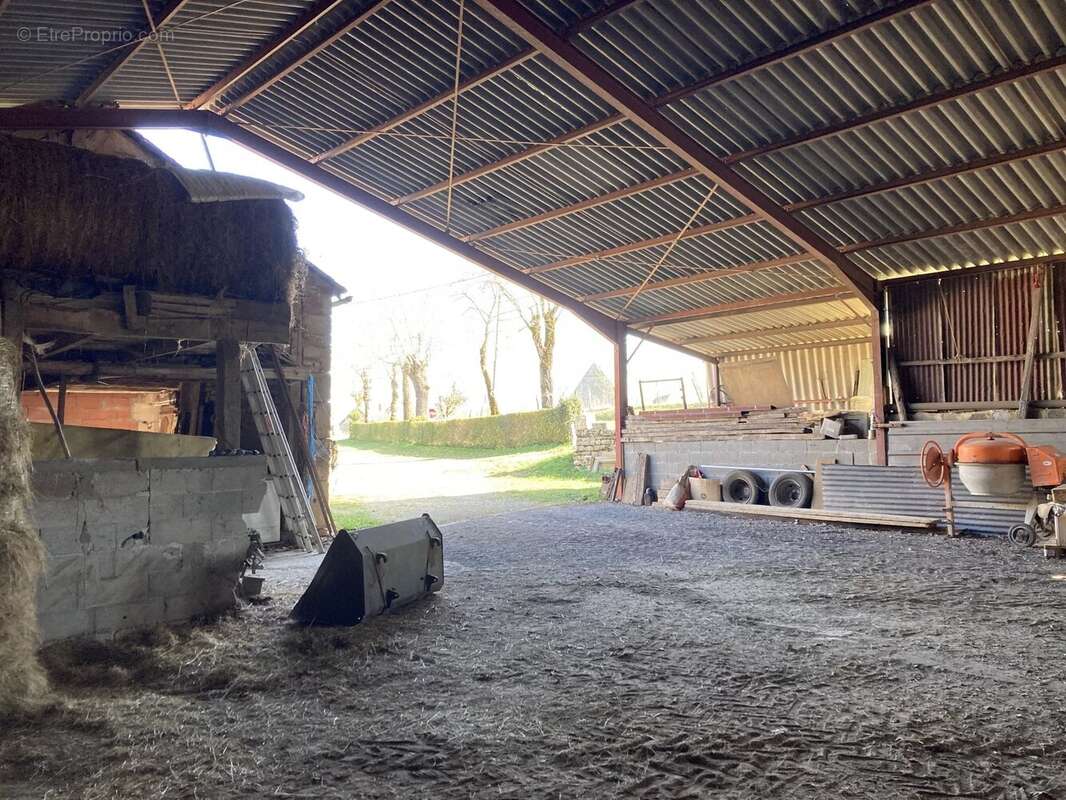 Maison à GINOUILLAC