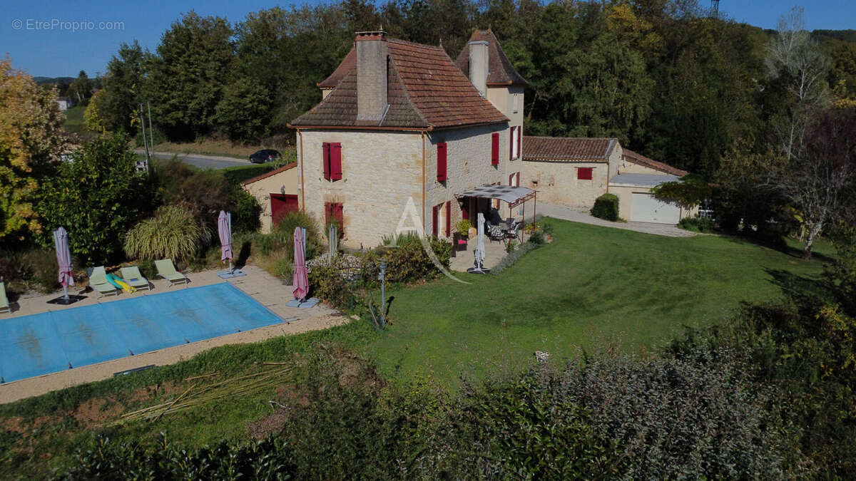 Maison à PRAYSSAC