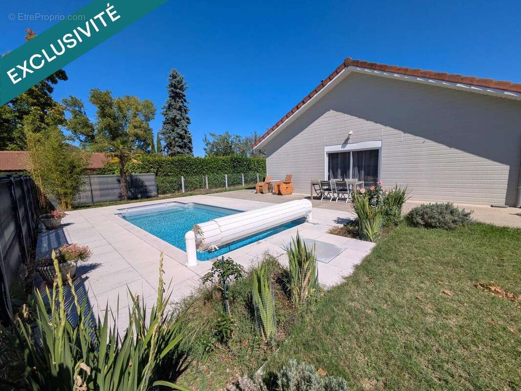 Photo 2 - Maison à VEZERONCE-CURTIN