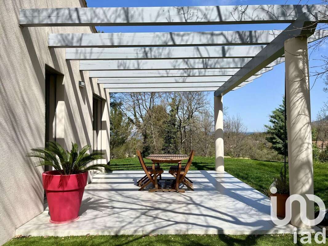 Photo 8 - Maison à TRETS