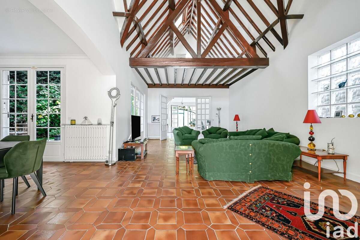 Photo 9 - Maison à LA CELLE-SAINT-CLOUD