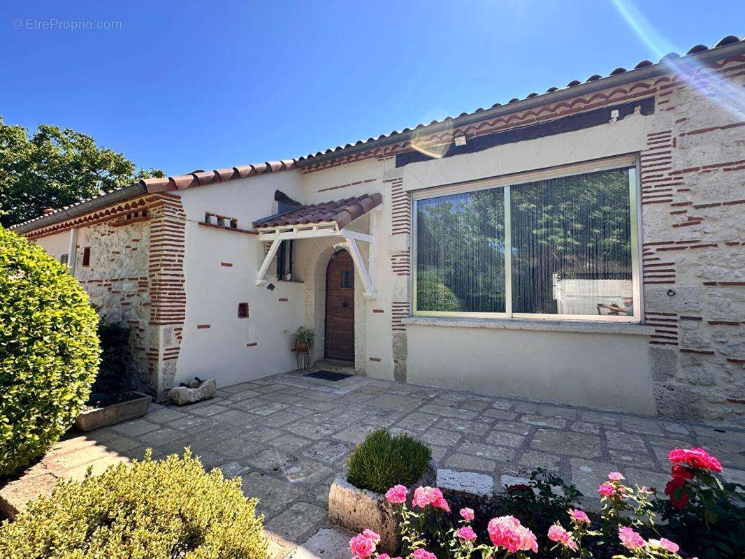 Maison 242 m² à Brax  - photo 5