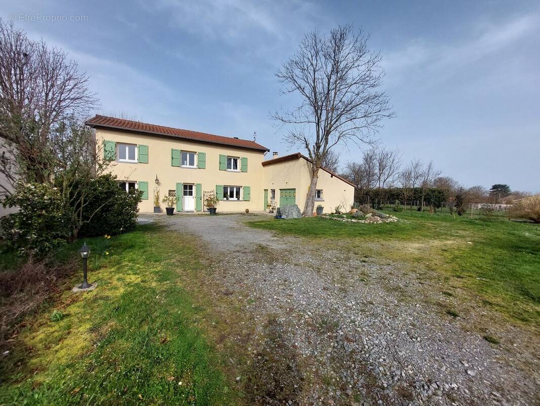 Photo 1 - Maison à MONTBRISON