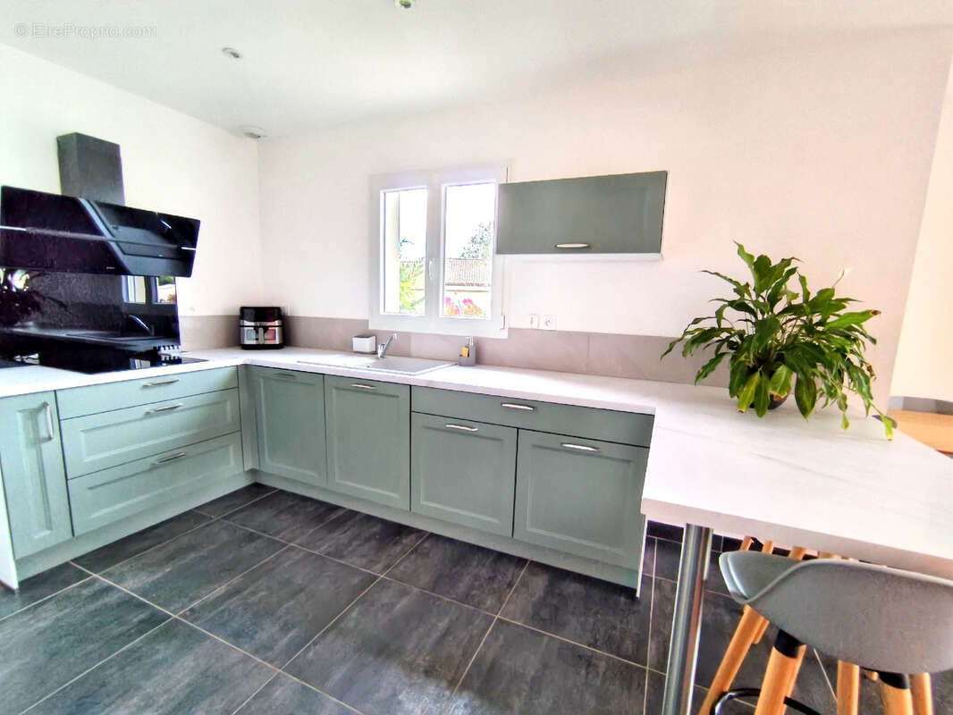 Maison à ROUSSILLON