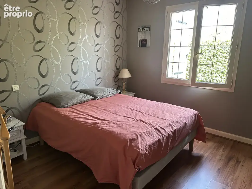 Exclusivité à 9km de Cognac, maison de 177m2,5 chambres et piscine chauffée. - photo 13