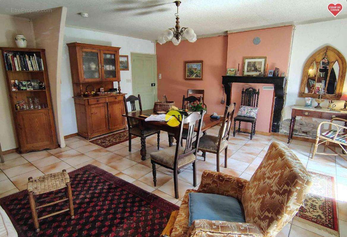 Maison à NEUILLY-EN-DUN