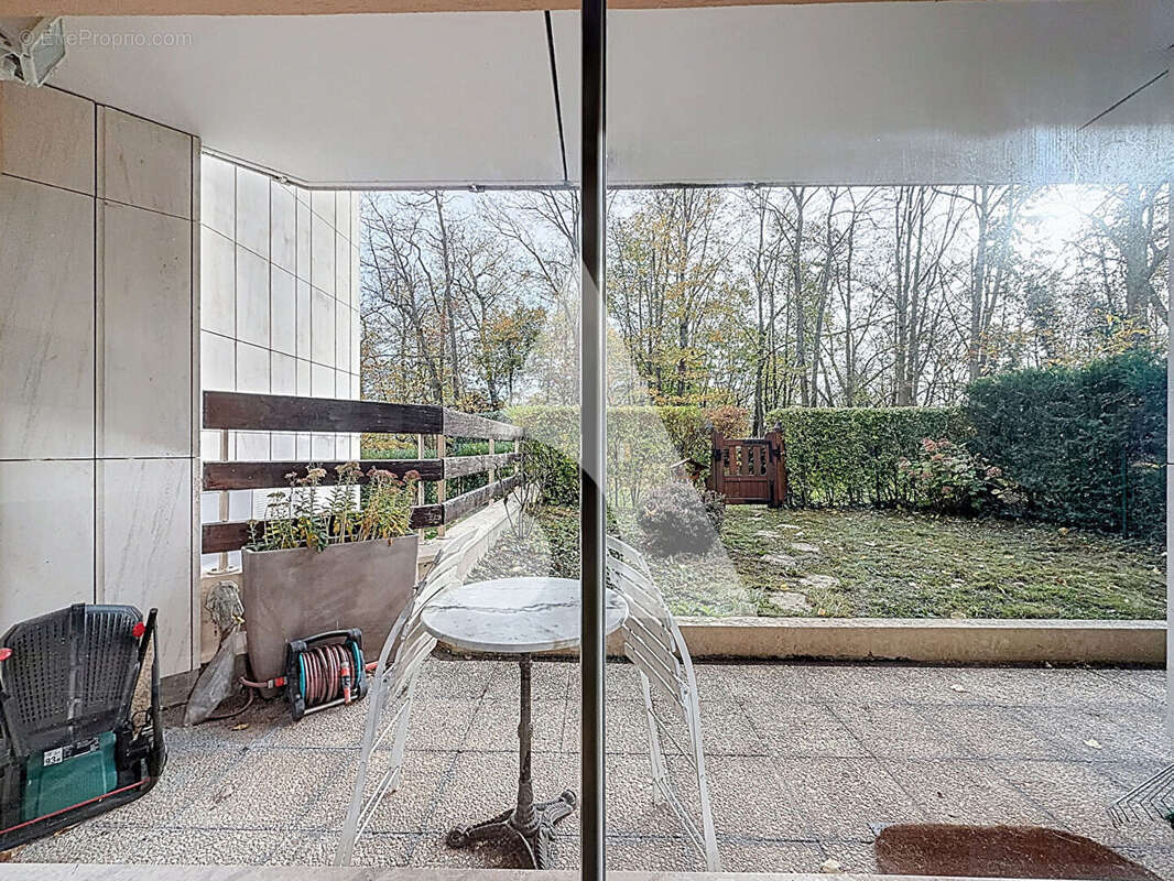 Appartement à BOUGIVAL