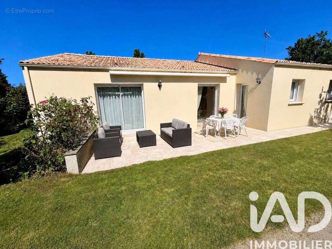Photo 1 - Maison à LE POIRE-SUR-VIE