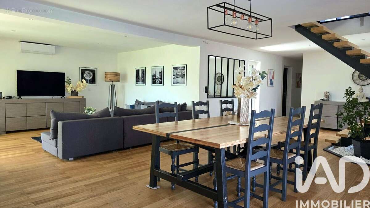 Maison 240 m² à Mathonville  - photo 5