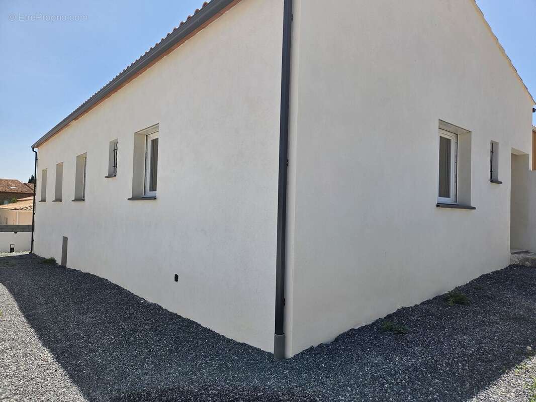Maison à CRUZY