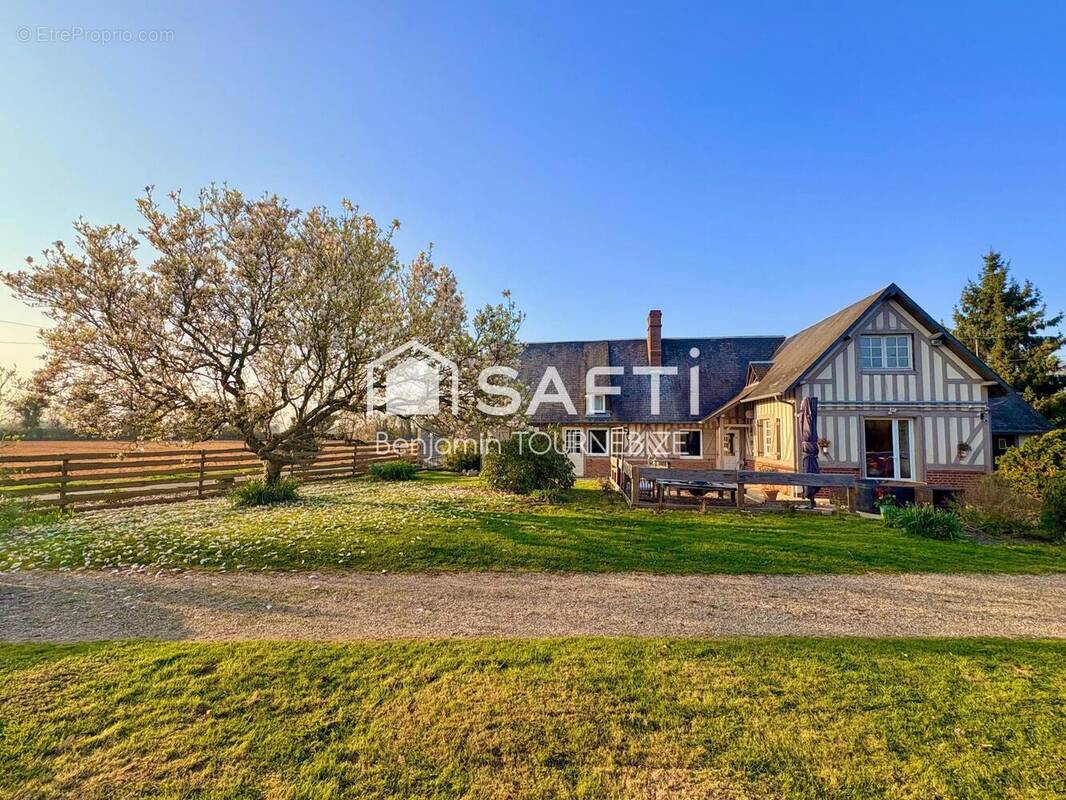 Photo 1 - Maison à LISIEUX