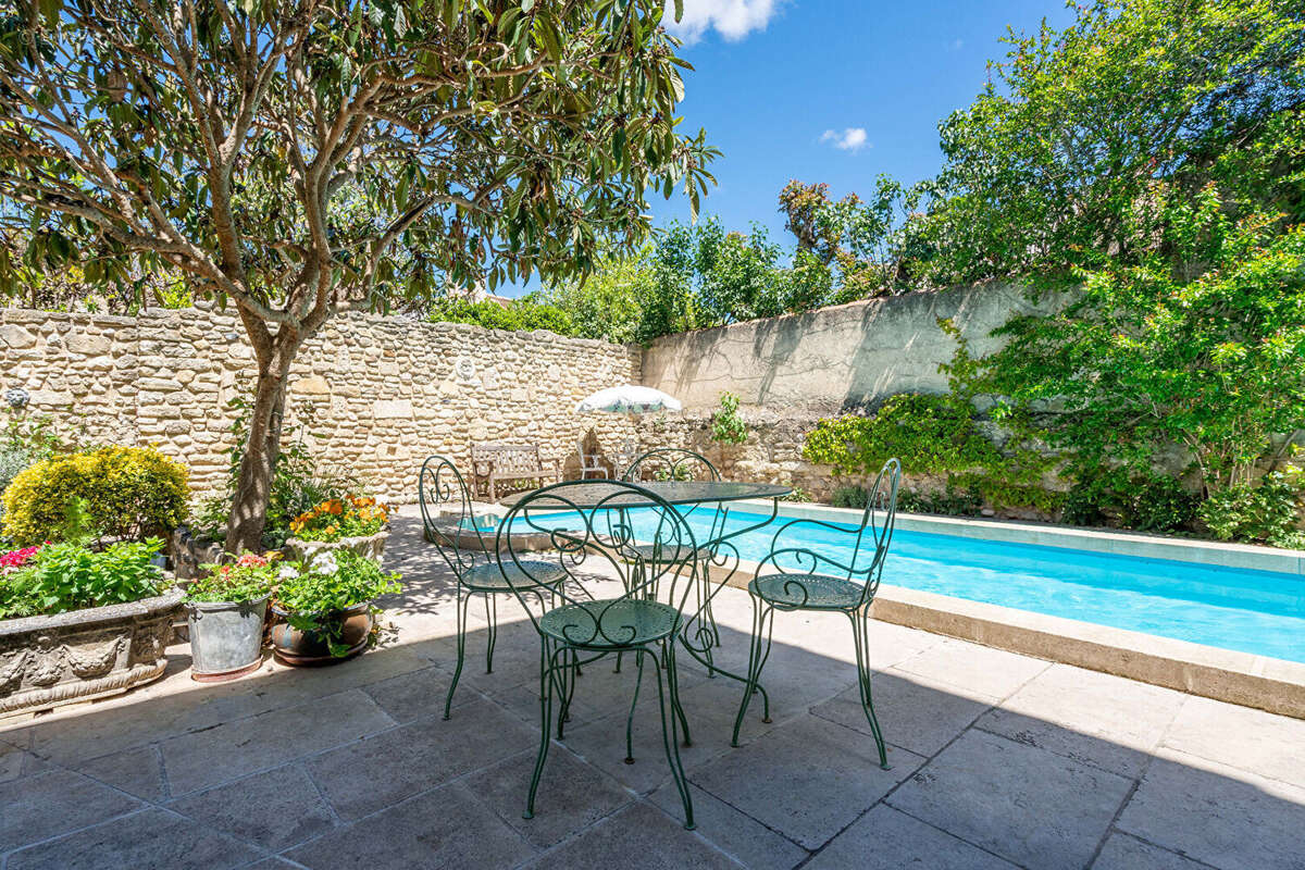 Maison à PERNES-LES-FONTAINES