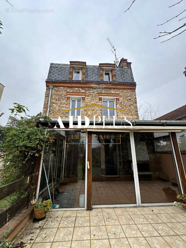 Maison à SAINT-PRIX