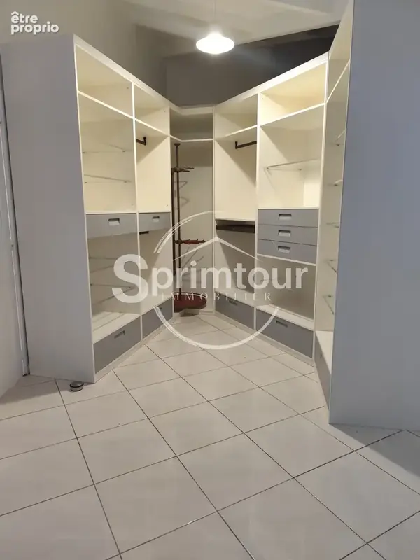 Pointe-noire   villa de 150 m2 avec piscine au sel & jacuzzi - photo 15