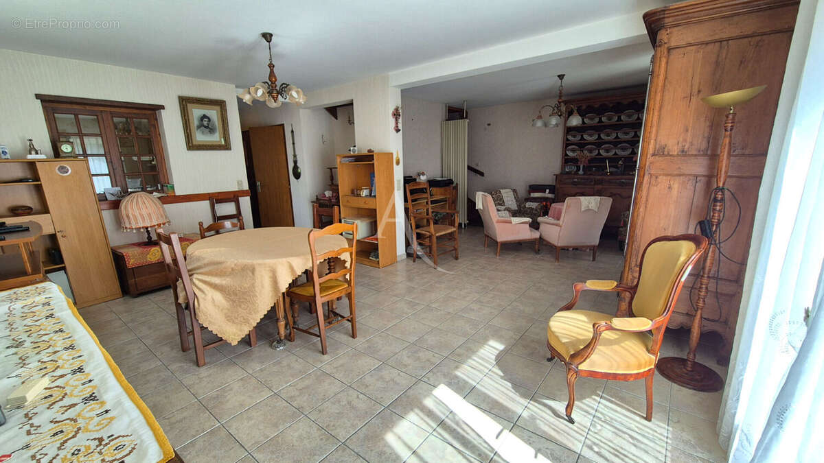 Maison Rochefort 4 pièce(s) 129.7 m2 - photo 2