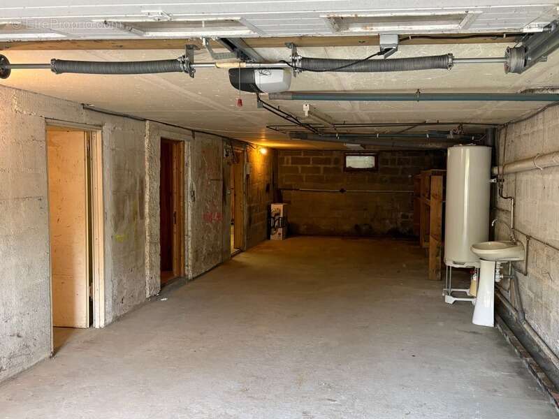 Maison à rénover avec vie de plain-pied 4 Chambres sur sous-sol dans le bourg de SAINT-VIGOR-D'YMONVILLE (76430) - photo 30